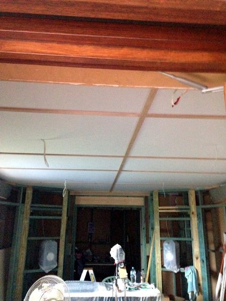Soundman--Modular-inside-out-ceiling--208--Wood-trim-on-fabric--recording-studio-construction.jpg