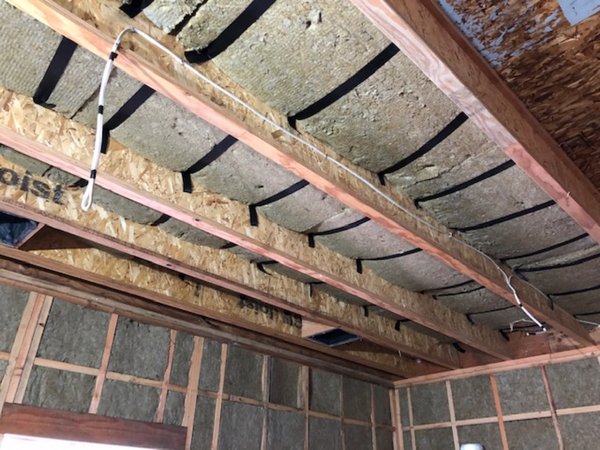 15 Ceiling insulation 1.jpg