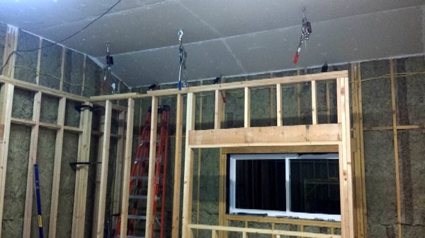 FRKCAUS--04--Roof-trusses-sheathed-and-drywalled--SML.jpg