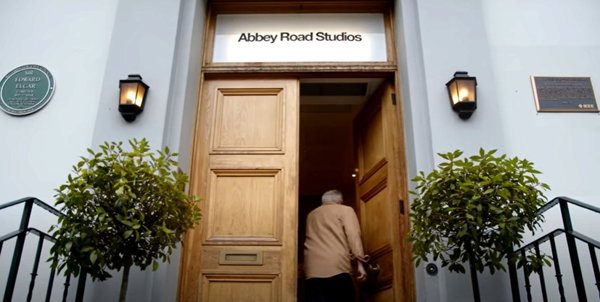 Abbey-Road-front-entrance.jpg