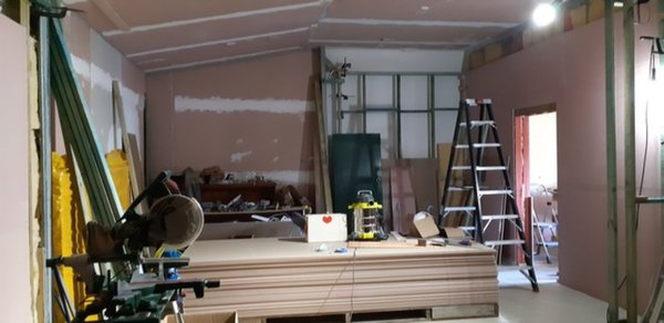 commencing framing CR side walls.jpg