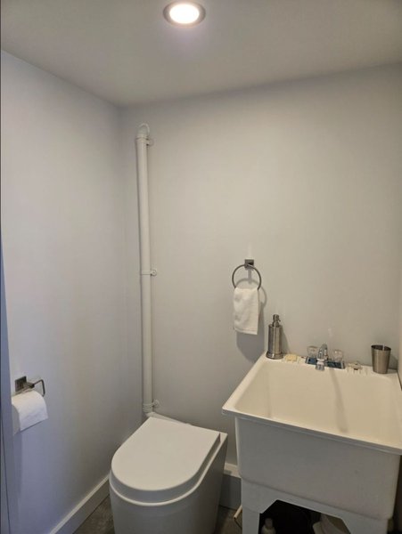 toilet2.JPG